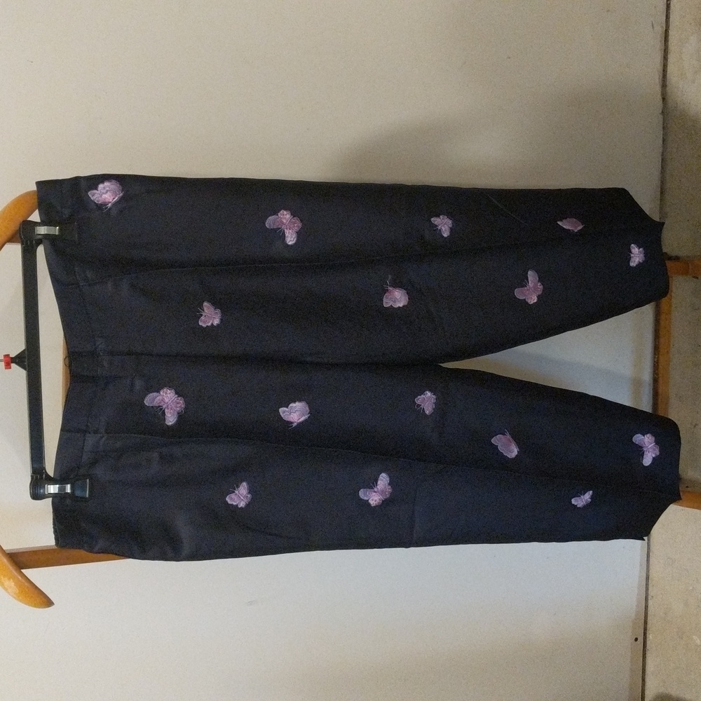 Designer Black Butterfly 🦋 Crop Pants CAPRIS CAPRI NWOT